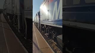 Locomotives of the Day - Dual Head-End Power - Metra Engines 424 and 416