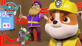 A kutyik megmentik Rocky-t és Humdingert a dobozvárban! - Mancs Őrjárat - PAW Patrol epizód Magyar