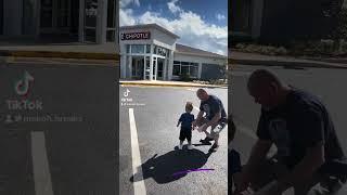 Mekoh Breaks karate board at Chipotle #boardbreaking #karatetaekwondo #martialarts