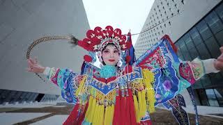 When Henan Opera meets modern #Zhengzhou, prepare yourself for a stunning visual experience!