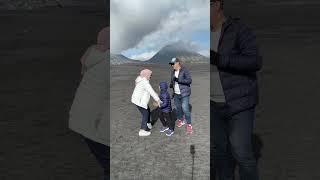 runfast in BROMO #familytrip