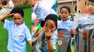 Doudou's father recorded Doudou's artistic performance in kindergarten