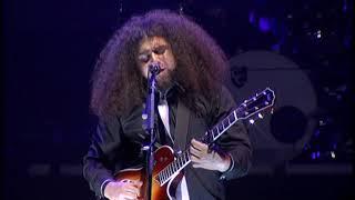 "Wake Up (Live at Hammerstein Ballroom)" - Coheed & Cambria