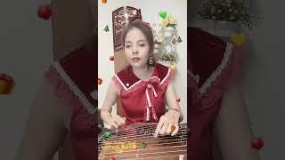 Merry Christmas ￼ #พิณจีนเสียงสวรรค์ #chinesemusic #guzheng #ดนตรีจีน #古筝 #泰国古筝天使 #music #กู่เจิง