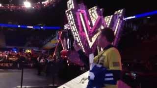 WWE RAW Backstage Tour, WM29 Axxess