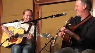 Bryan Sutton & Billy Strings - Backwater Blues (Station Inn)