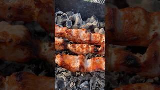 ЖАРИМ МЯСО НА ДАЧЕ #готовимдома #рецепт #еда