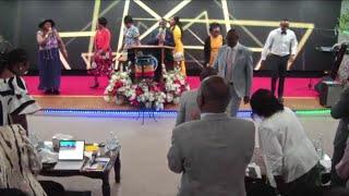 Gospel Artist Stella Nyanduko Performs Siku At Apostolic Faith Fellowship Lakewood USA