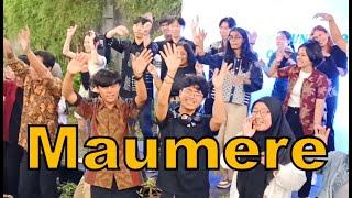 FLASHMOB MAUMERE / Ngee Ann Polytechnic Singapore Feat Sekolah Vokasi UGM [HD]