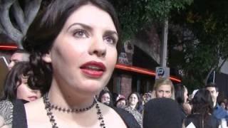 Stephenie Meyer's Advice For Writers! [New Moon Premiere]