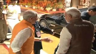 Gujarat Governor OP Kohli warmly receives PM Modi