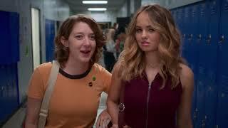 serie insatiable (s01e02) • Patty Bladell returns to school for the first time after losing weight