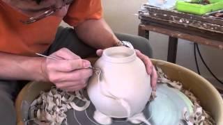 91. Throwing / Making a Bamboo Handle Teapot #1 with Hsin-Chuen Lin