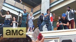 Fans Meet the Cast at the Comic-Con BBQ: The Walking Dead: Season 5