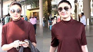 Stunning Shefali Jariwala Snapped By Media Outside Mumbai Airport