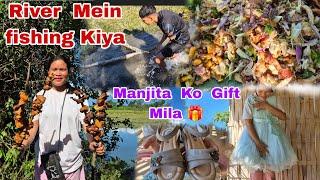 Enjoy picnic with  Friends at River  side | Collecting  River  Snails | Eathing   Chicken  Roasting