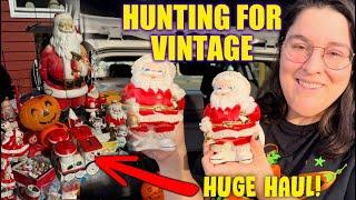 Uncovering VINTAGE TREASURE At A Digger Sale! BIG Vintage Haul! Christmas, Halloween, Kitsch