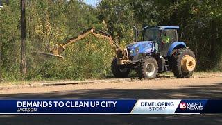 Hinds County supervisor has crews cutting grass in Jackson