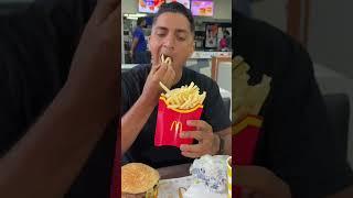 LA HAMBURGUESA MÁS CARA DE MCDONALDS #kelvynpadilla #venezuela #preguntaseria