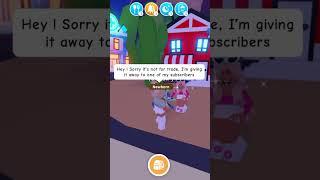 Adopt Me LEGENDARY GIVEAWAY #adoptme #shakeofroblox # adoptmegiveaway #giveaway #viral