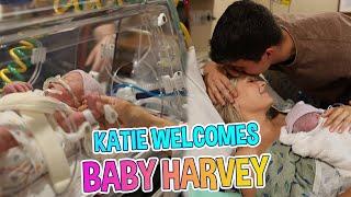 Bringing Up Bates Katie Bates Welcomes Baby Boy Harvey Gray Clark Amid Scary Health Complications