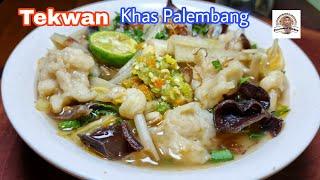 Tekwan Khas Pelambang. Komplit dengan Kuah Kaldu Udang.