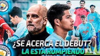 ASÍ LE VA a ALEX ALCALÁ en el MANCHESTER CITY