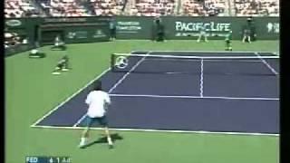 Federer vs Hewitt one of the best points of all time!