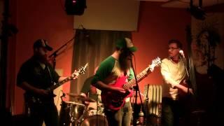 The Memphis Dives perform "Intro" live at Cà d'Zan House Concerts 11/21/2014