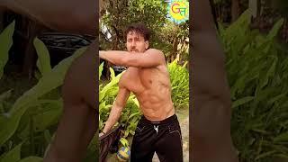 Tiger Shroff prank with Akshay Kumat