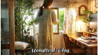 Small and definite ways to feel good  Homebody Vlog with Ana Luisa to make happiness at home