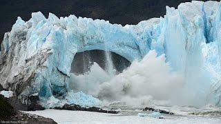 Perito Moreno Glacier ice bridge collapses into lake in Argentina