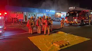 Pre-Arrival!  Fire at an abandoned garage in the Saint-Laurent area of Montreal - before units 