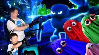 Rainbow Ghost Ghostbusters Hunt | Spooky Halloween Songs By Papa Joel's English