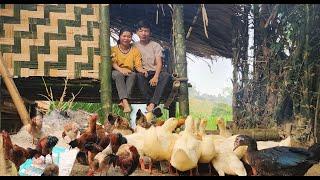 Ly,Nam worked together to complete the bamboo food storage room for chickens.ducksidyllic rural life