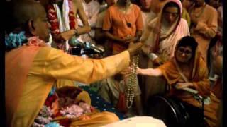 Approach the Original Supreme Personality of Godhead, Krishna - Prabhupada 0414