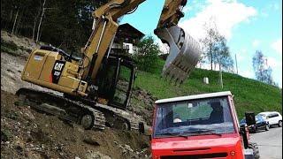 Escavatore Caterpillar 323F su scarpata /movimento terra/ |excavator at work|