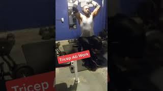 Tricep + Ab Exercise! #abs #armworkout  #tricepsworkout  #athomeworkout