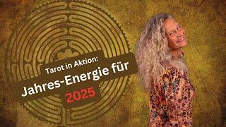 Jahresorakel 2025: Dein Blick ins Tarot-Jahr - Deine Reise durch die 12 Monate️