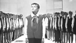 "Song of the crocodile Gena". "Big Children's Choir". 1973