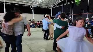 BANDA LOS ESCAMILLA en los XV AÑOS de ISABELA y JOSELINE en EL TAMBOR, JEREZ.