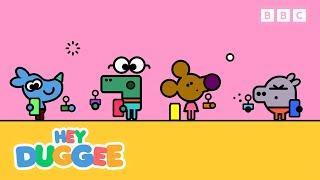 The Squirrels First Day Badges | Hey Duggee Official