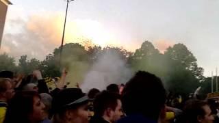 DFB-Pokalfinale BVB vs FCB Stimmung(Friedensplatz)