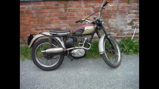 Triumph Tiger Cub trials replica takes short run around local lanes, stuck van blocks way!