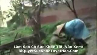 Mất vệ sinh an toàn thực phẩm được phanh phui hàng loạt.mp4