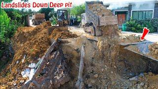 Great New Project!! Recovery Landslides Down Deep pit Linking to the sidewalk By dozer D21A pushing