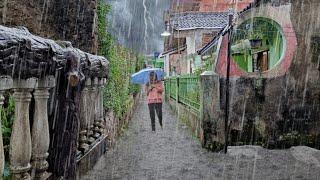 Zware regen in plaatselijk dorp | Lekker in slaap vallen met het geluid van de regen