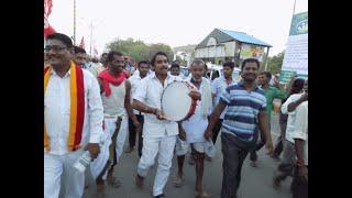 #Nandha Kattimani With Formers singing a #Kranthi song.