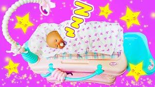 Spielzeug Video für Kinder | Baby Puppen. Wickeltisch für Baby Born Annabelle.