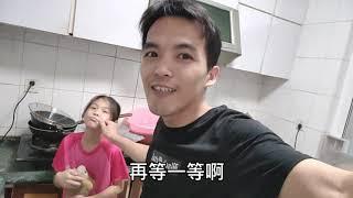 小夫妻亏本转让店铺，生意挺好的却转不出去，原因让人很无奈